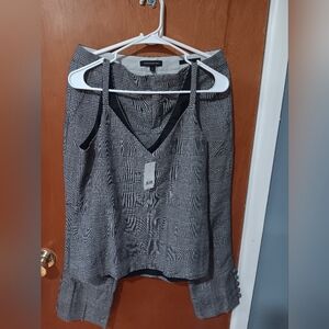 BANANA REPUBLIC! PLAID SET😍Rayon/polyester/spandex material. Pants 6P. Tank S